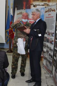 Астраханские поисковики провели патриотическое мероприятие, посвященное Дню неизвестного солдата